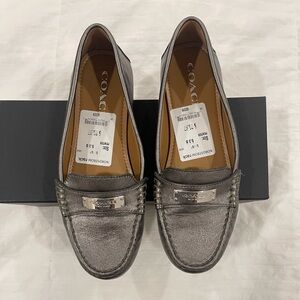 Coach Ladies 6.5B Frederica Pewter Metallic Silver Moccasin / Loafer